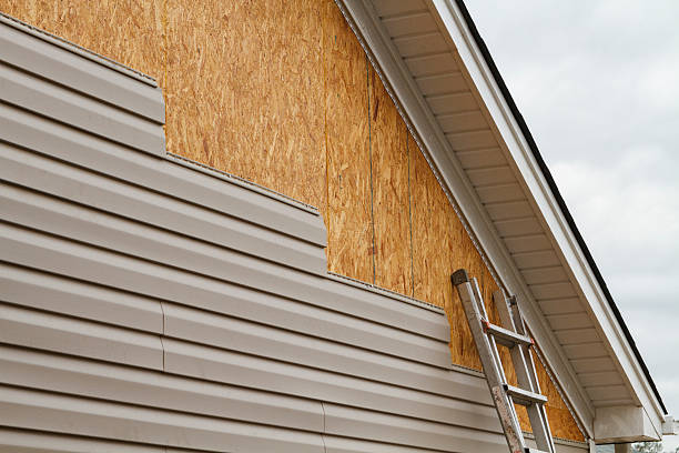 24/7 Emergency Siding experts in Warrington, PA